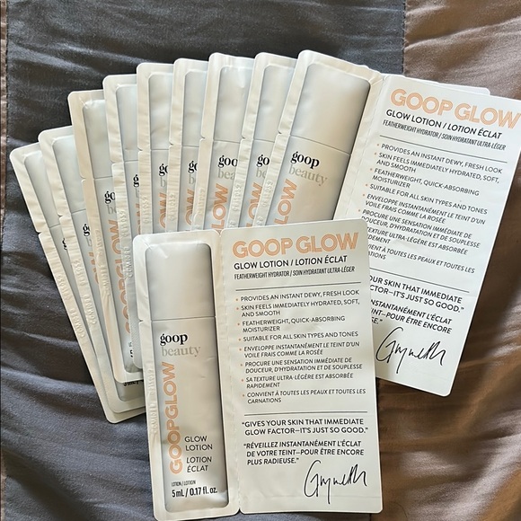 - Goop Glow Lotion Sachets x10